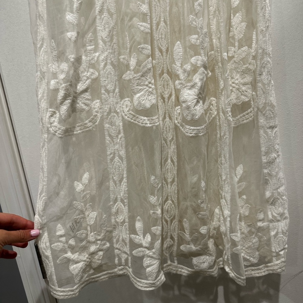 NWT VICI AAKAA Batwing Sleeve Open Knit Asymmetric Crocheting Coverup Small - Picture 6 of 6